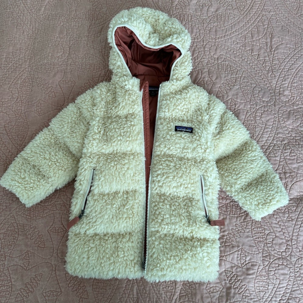 Patagonia Toddler Hi-Loft Parka NWOT